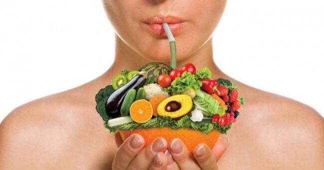 Les fruits et légumes contiennent des vitamines qui rajeunissent la peau de l'intérieur